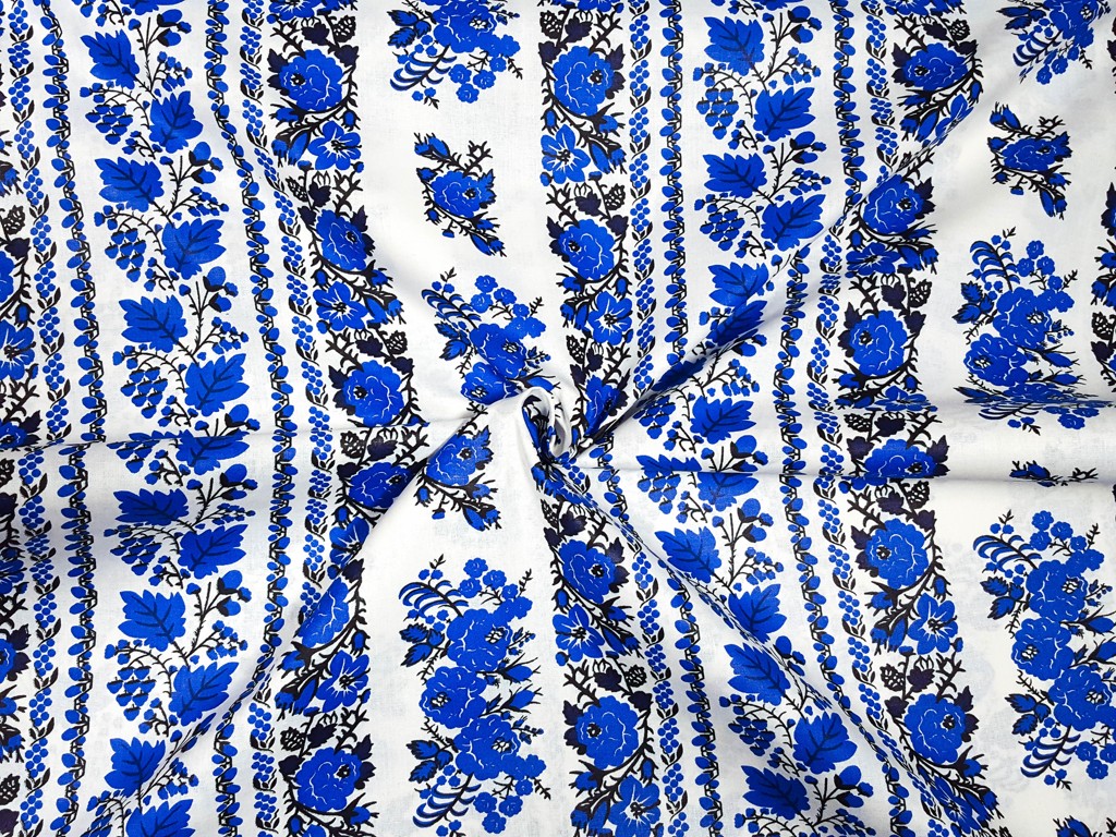 Textillux.sk - produkt Bavlnená látka kvety v pásoch FOLK 140 cm - 2- modré kvety v pásoch FOLK, biela