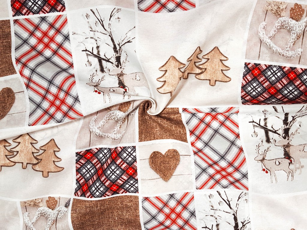 Textillux.sk - produkt Vianočná dekoračná látka drevené stromčeky na káre 140 cm