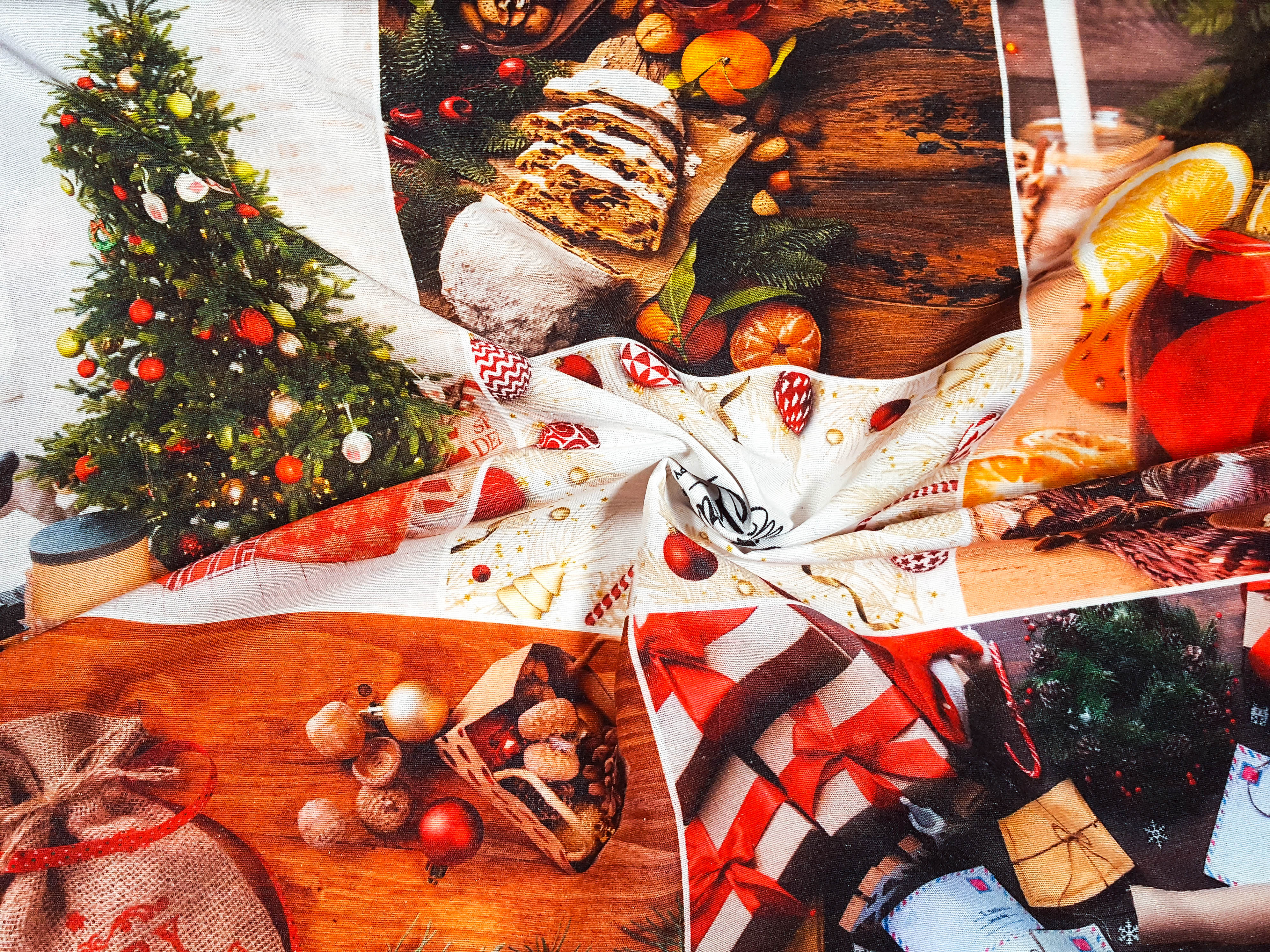 Textillux.sk - produkt Vianočná dekoračná látka Santova pošta 160 cm