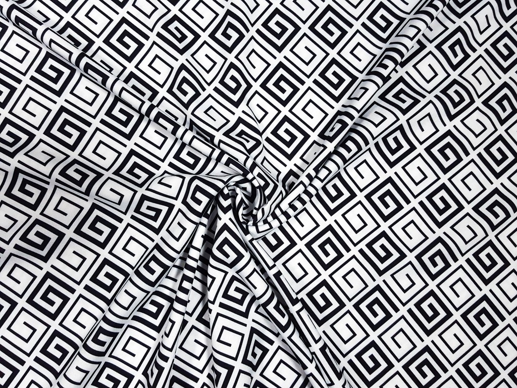 Polyesterová šatovka čierny labyrint 145 cm