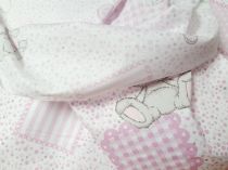 Textillux.sk - produkt Bavlnená látka ružová bodka so zajkom 140 cm