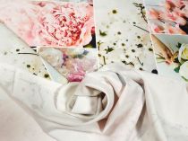 Textillux.sk - produkt Dekoračná látka krásne ruže v kocke - digitálna potlač 140 cm 