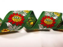 Textillux.sk - produkt Krojová folklórna stuha s kvetmi 36-38 mm - vzorovka - 5  zelená/žlto-červený kvet
