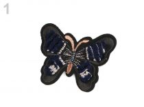 Nažehlovačka motýľ, výr 3D