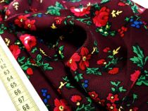 Textillux.sk - produkt Polyesterová látka krojová s malým kvetom šírka 145 cm