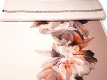 Textillux.sk - produkt Polyesterová šatovka pieskový a modrý kvet v bordúre 150 cm