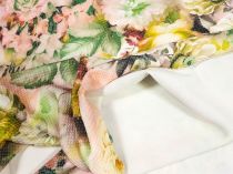 Textillux.sk - produkt Polyesterový úplet farebný svet ruží 145 cm