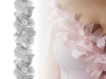 Textillux.sk - produkt Prámik lístky / kvety na monofile šírka 100 mm s perleťovým efektom