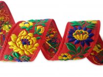 Textillux.sk - produkt Krojová folklórna stuha s kvetmi 36-38 mm - vzorovka - 4  červená/modro-žltý kvet