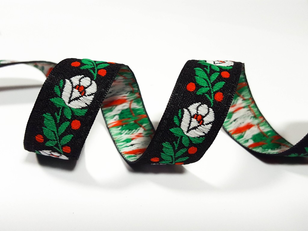 Textillux.sk - produkt Krojová ľudová stuha na kroj s farebnými kvetmi 18 mm - vzorovka polyesterová 