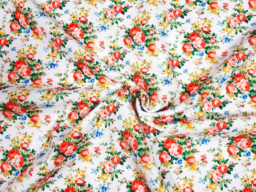 Kostýmovka -gabardén malý ľudový kvet 140 cm