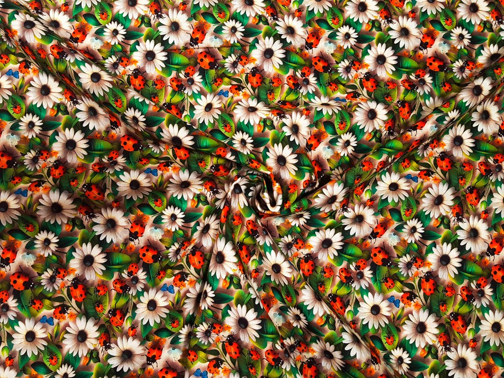 Bavlnená látka  - margarétka s lienkami - digitálna tlač 150 cm