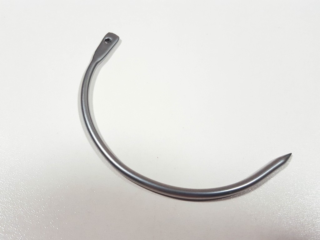 MEDI-TOR Plotová ihla, veľká, ohnutá, 7,5 cm